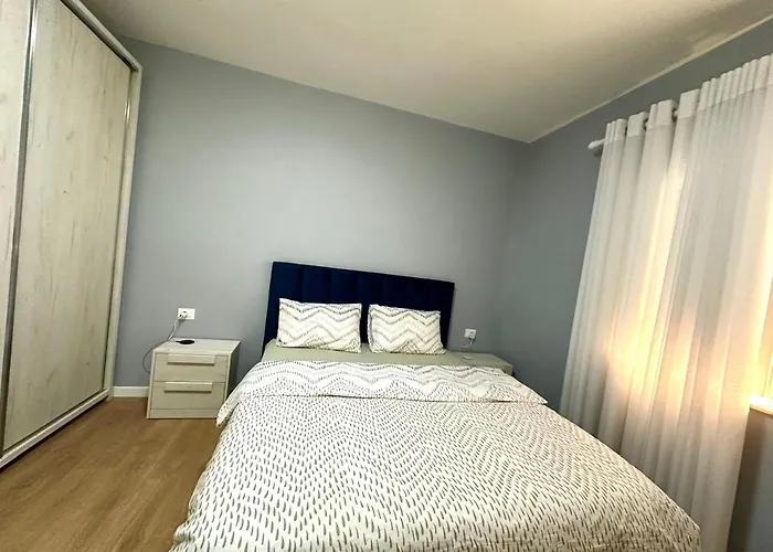 Ledia\'S Apartment